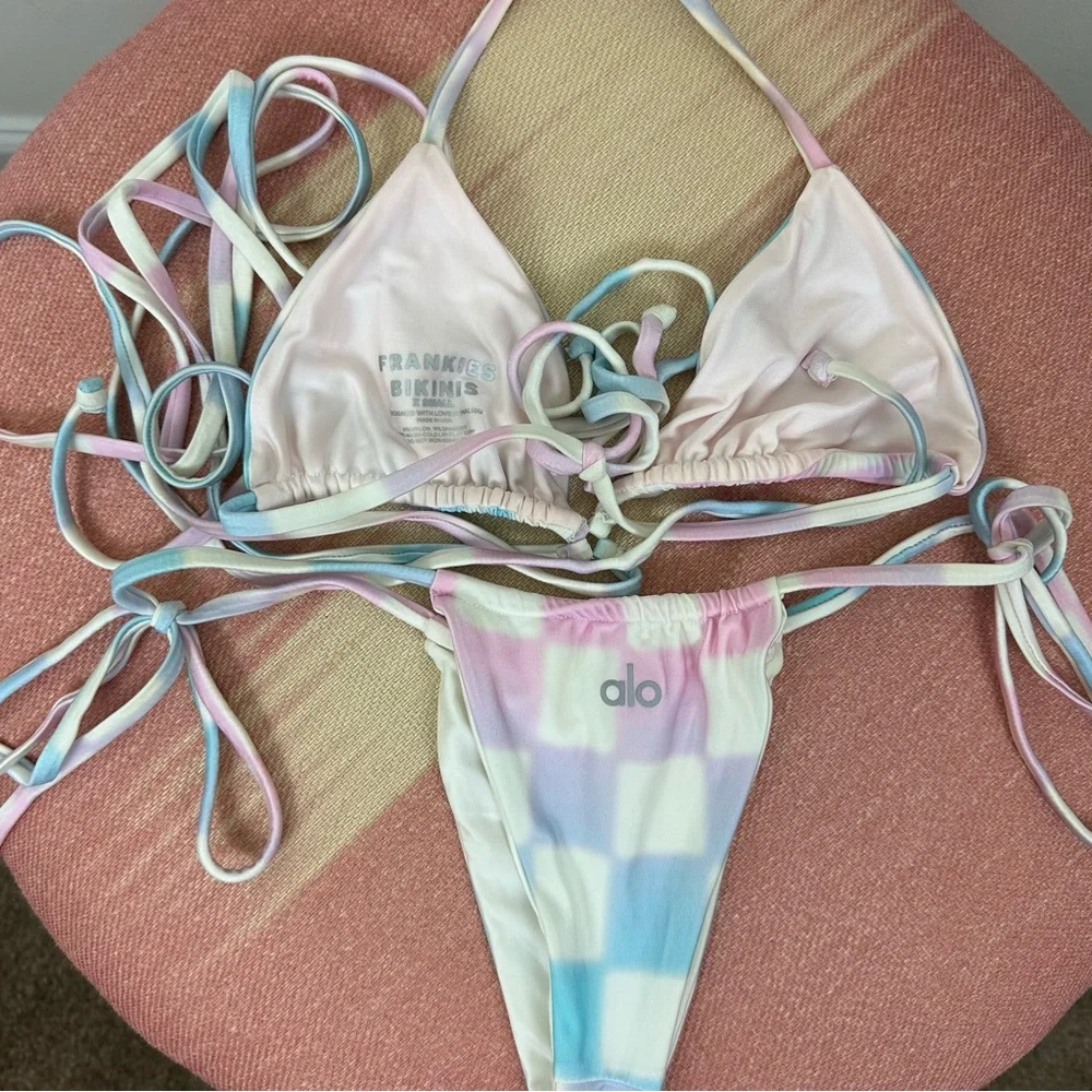 Frankie’s Bikinis x Alo Yoga Bikini